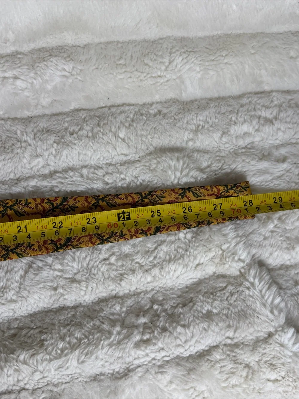 salvatore ferragamo Tie golf and ribbon motif with green foliage festive